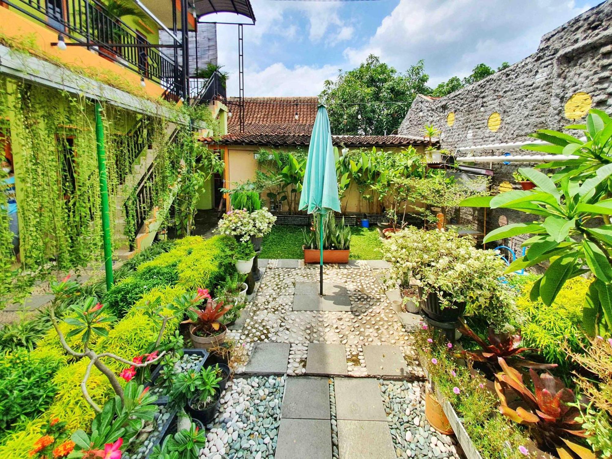 Reddoorz Syariah At Graha Adi Karya Kartasura Hotel Kartosuro Kültér fotó