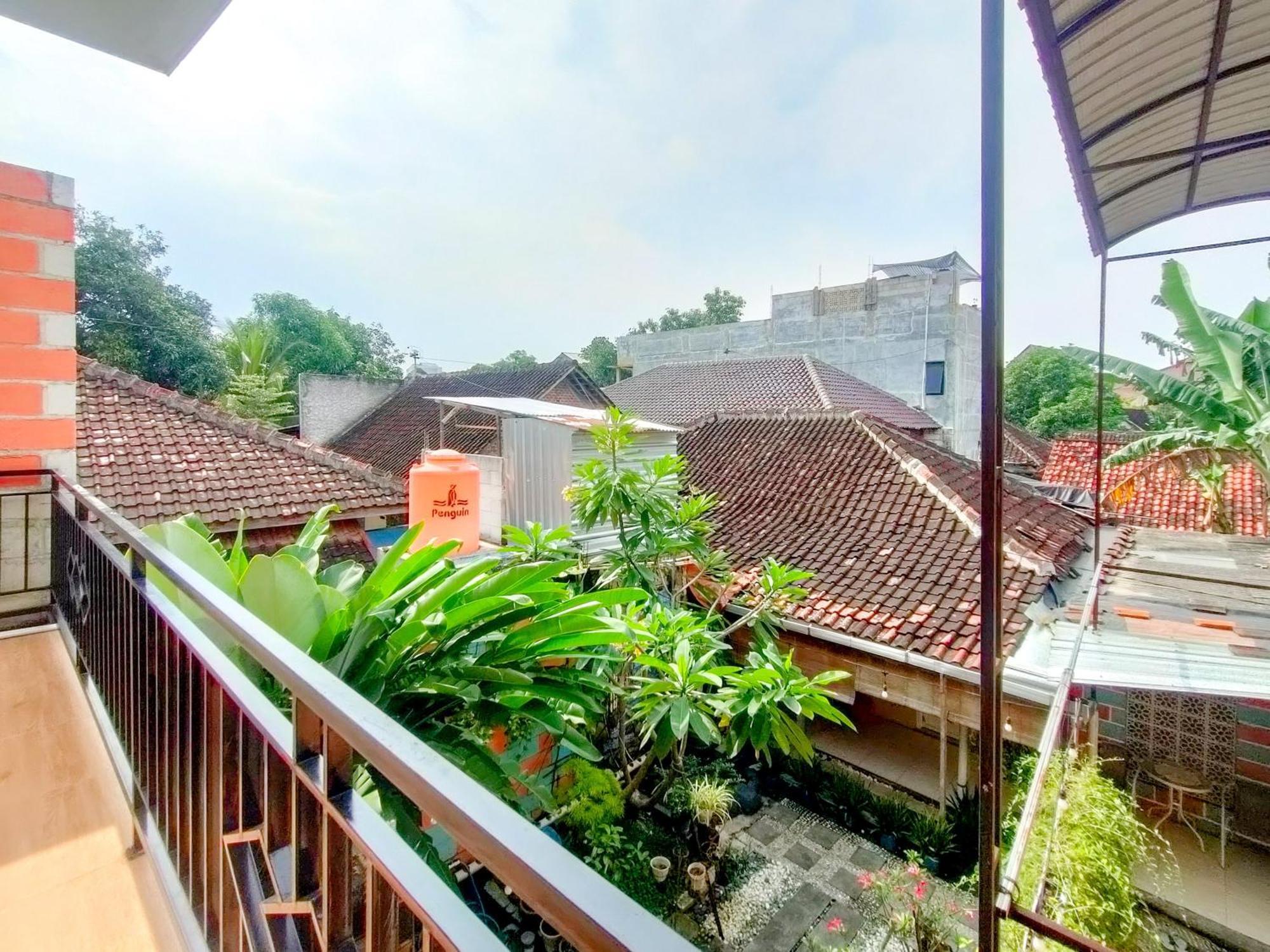Reddoorz Syariah At Graha Adi Karya Kartasura Hotel Kartosuro Kültér fotó